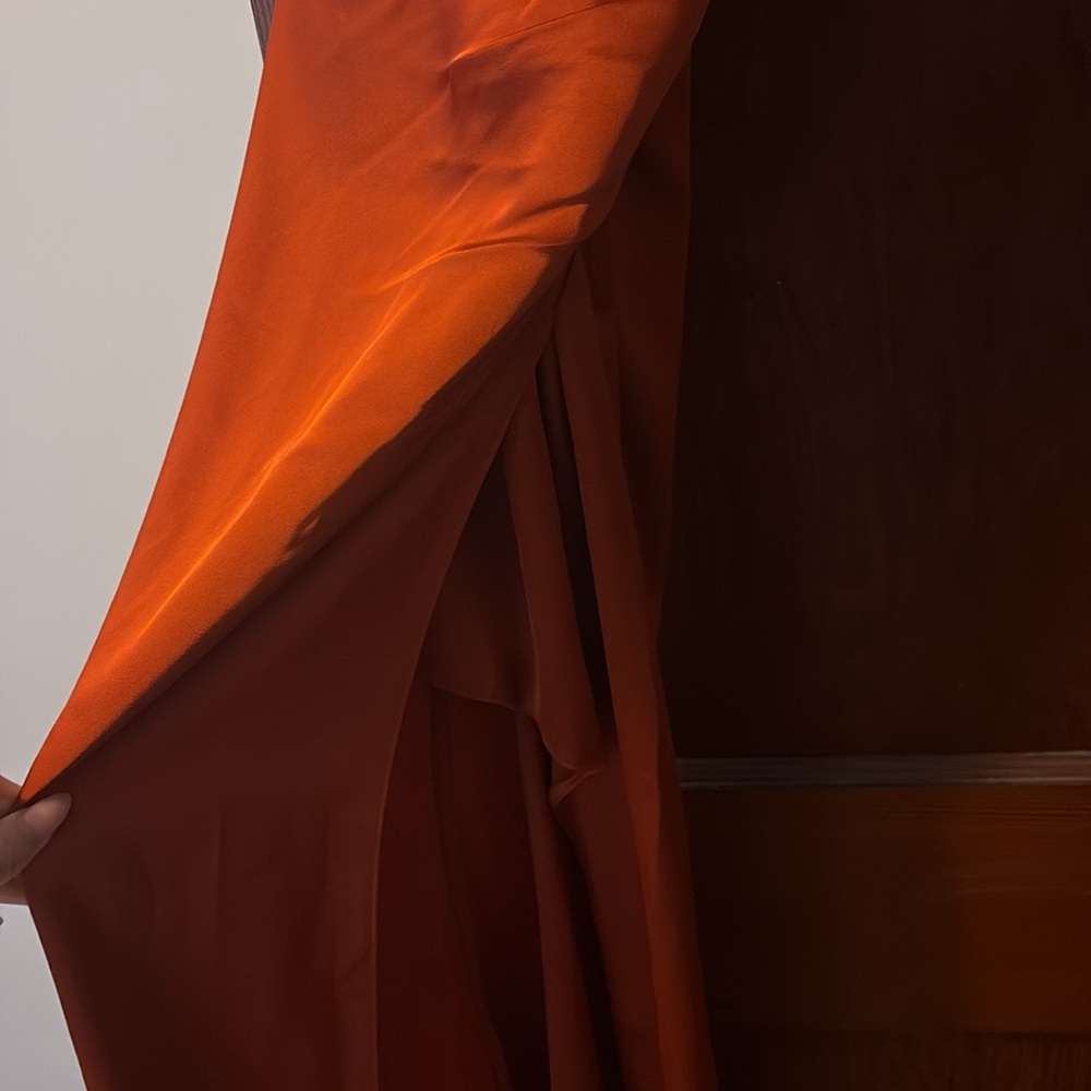Dress - Picture 4 of 7